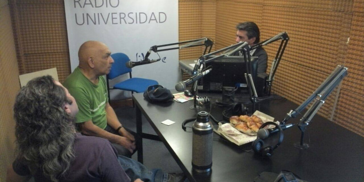 8vo Encuentro de Murgas de Estilo Uruguayo: "Ahora se puede vivir de la murga", Julio "Carraspera" Mañana