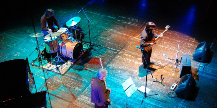 Domingos de jazz en el Café Soul con el Gastón Abdala Trío