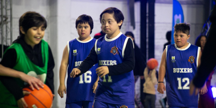 Mendoza Buxers, el primer equipo de básquetbol Mixed Ability de la provincia y del país