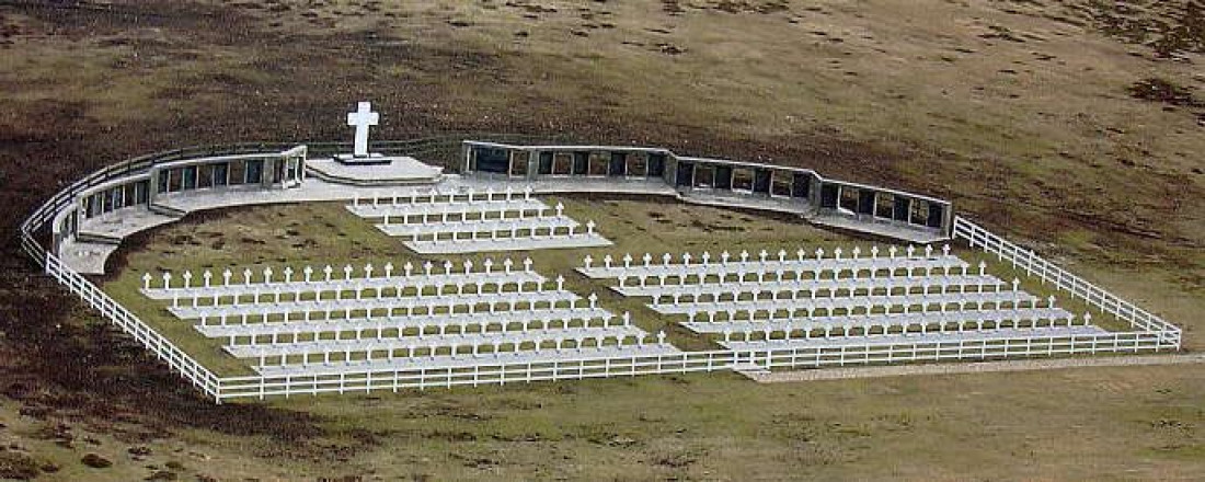 Malvinas: algunas historias de soldados que ya no son "sólo conocidos por Dios"