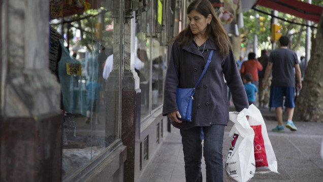imagen Los comercios estarán cerrados este lunes 25