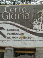 El Cerro de la Gloria, ícono del deterioro y el abandono