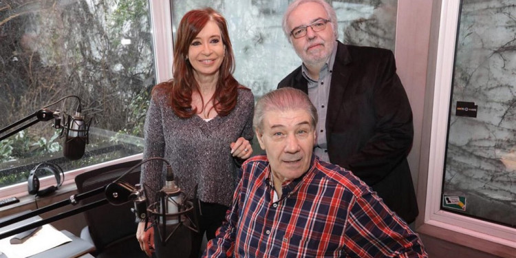 Cristina con Víctor Hugo: "Lo de Nisman es una bomba de humo"
