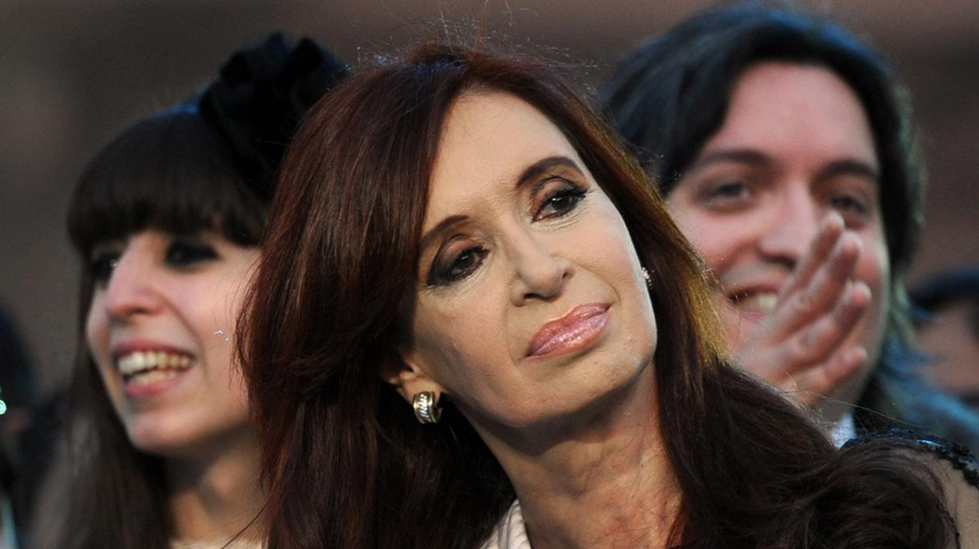Procesan a CFK, a Florencia y a Máximo Kirchner en la causa Hotesur