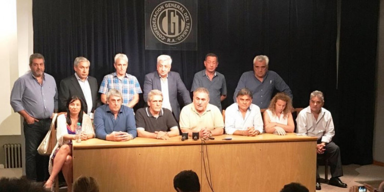 Gremios nacionales y provinciales se suman al paro de la CGT