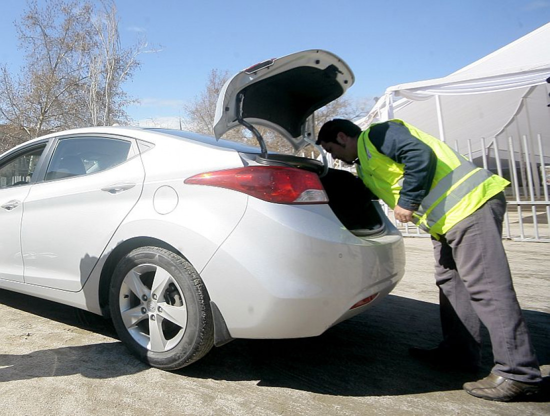 Quienes vacacionen en Chile deberán llevar chaleco reflectante