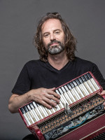 Chango Spasiuk: "Mi centro de gravedad es el sonido camarístico"