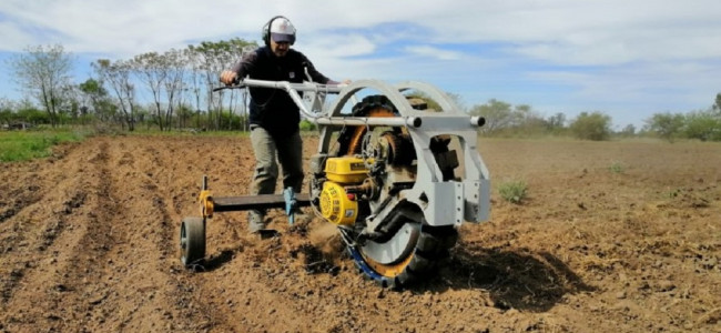 Un equipo del INTA creó Chango, un tractor multipropósito para las familias agropecuarias