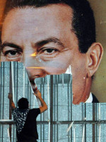 El ex presidente egipcio, Hosni Mubarak, se encuentra en coma