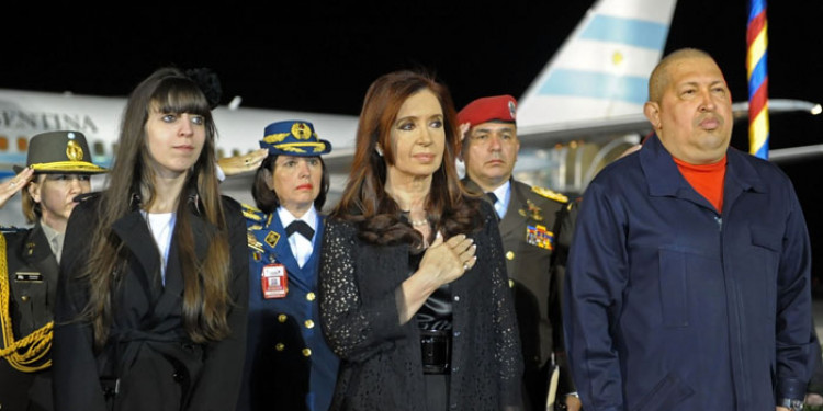 Cristina y Chávez, reunidos por la integración