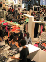 Columna de Roberto Follari: compras en Chile