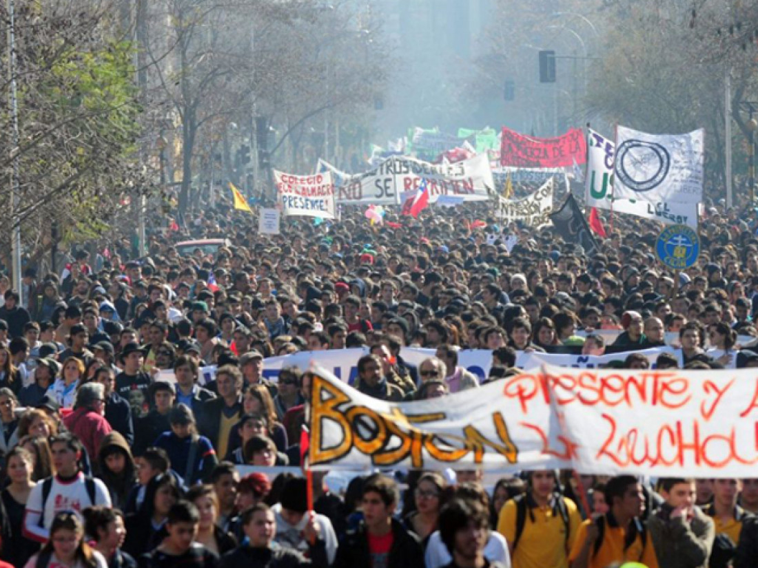Estudiantes chilenos marchan nuevamente