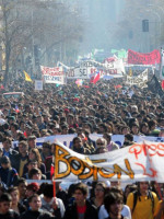 Estudiantes chilenos marchan nuevamente