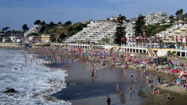 imagen Viajar al exterior costará 7 % más que en 2014