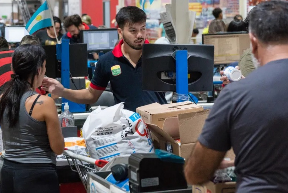 "La afluencia de chilenos no provoca ningún desabastecimiento"