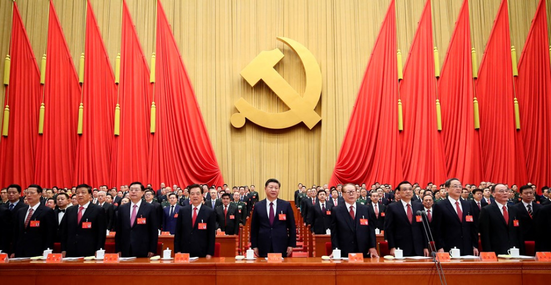 Xi Jinping llamó a construir un "poderoso país socialista moderno"