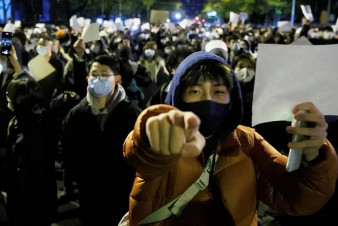 Una hoja en blanco se convirtió en el símbolo de las inéditas protestas en China