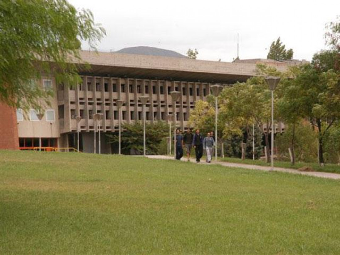 Estudiantes de Comunicación Social en El Laboratorio