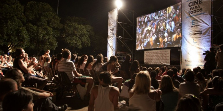 Se renueva la programación de Cine en el Parque 