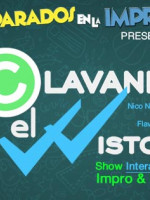 Clavando el visto, improvisación y humor en línea