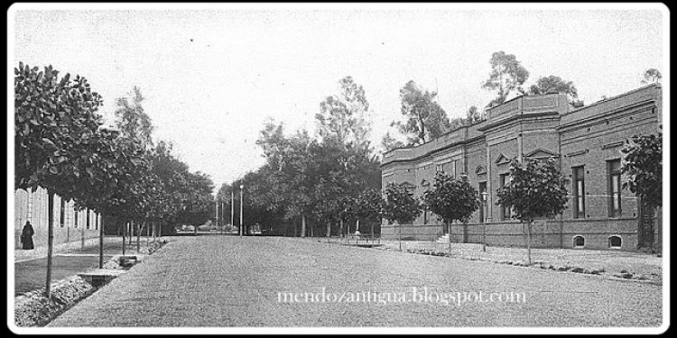 La historia urbana de Mendoza en imágenes