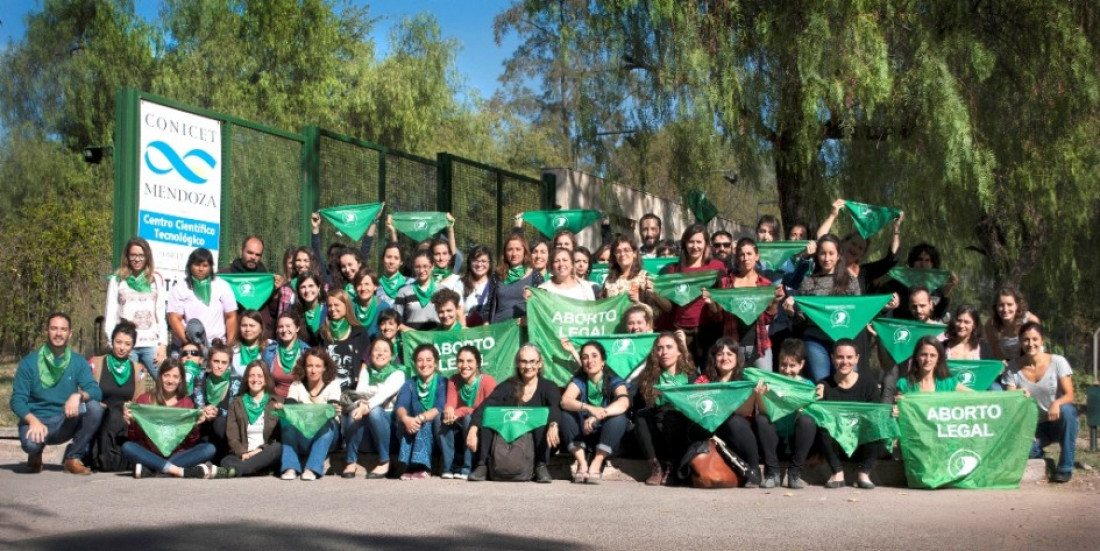 A 100 años de la Reforma Universitaria: llegó la feminización de matrículas