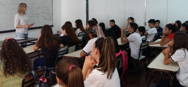 La DGE autorizó en Mendoza aumentos del 24 % en las cuotas de colegios privados 