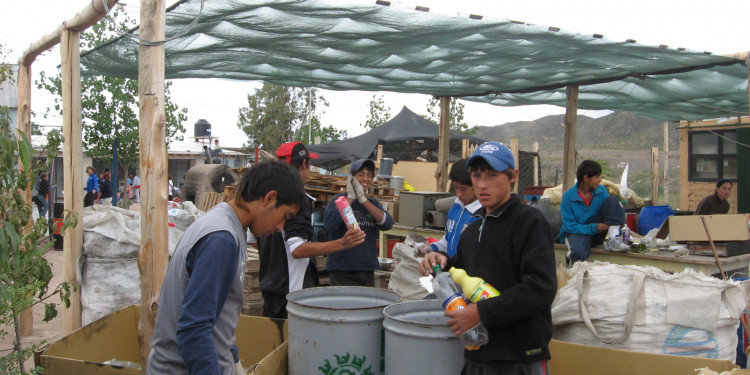 Del basural El Pozo al reciclaje cooperativo: las triunfadoras de Coloba
