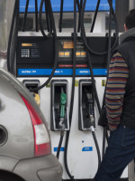 Combustibles: crean un sistema de información on line de precios