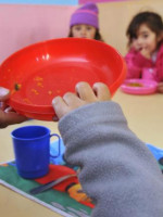 Cada vez asisten más niños a los merenderos de Guaymallén