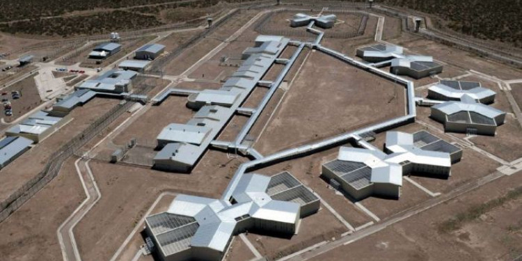 Detenidas y exdetenidas reclaman por el cambio inconsulto de la modalidad del CENS del penal