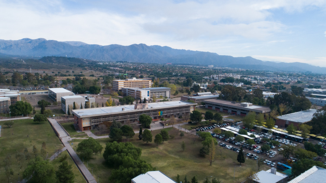 Compromiso Universitario reclama contar los votos en blanco e ir a la segunda vuelta