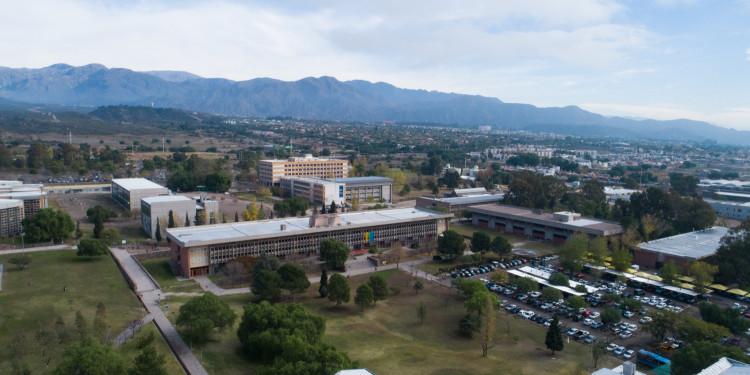 Compromiso Universitario reclama contar los votos en blanco e ir a la segunda vuelta