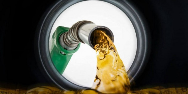 Octubre empieza con un nuevo aumento para los combustibles