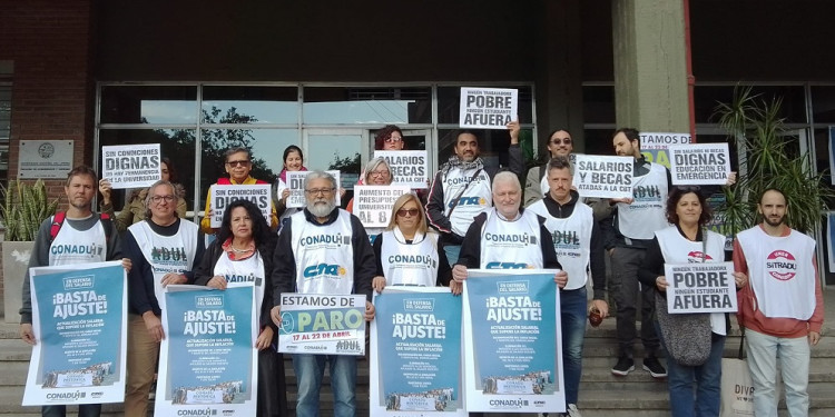 Docentes de la UNCUYO paran toda la semana en reclamo de mejoras salariales
