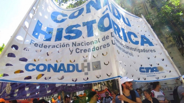 imagen Autoridades de la UNCUYO convocan al diálogo para evitar pérdida de clases