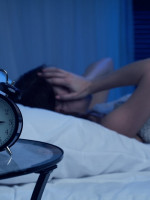 "Siempre he dormido mal": un libro que indaga en las dificultades para conciliar el sueño