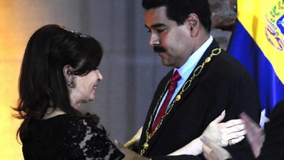 Por decreto, Macri le quitó la Orden de San Martín a Maduro