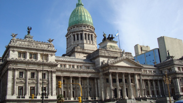 imagen En vivo: el oficialismo busca la media sanción al proyecto de normalización de la deuda pública