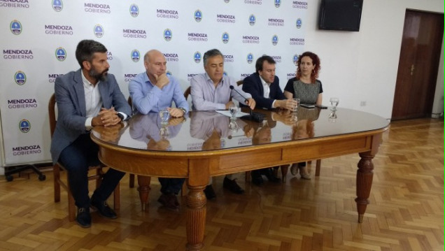 imagen Docentes y policías cobrarán el bono de $7000