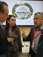 Cornejo quiere que el sector del vino sea más productivo