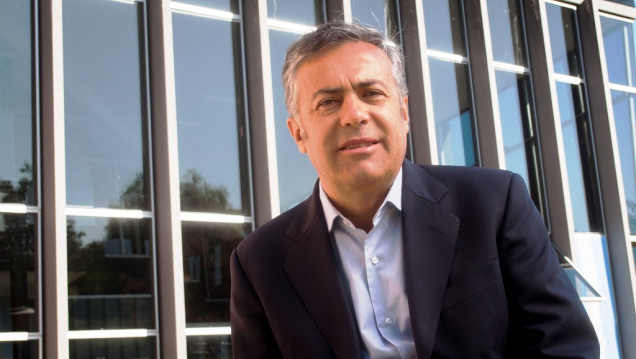 imagen Cornejo convoca a los sindicatos de estatales a una reunión
