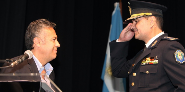 Cornejo tiene en la mira hacer cambios profundos en la policía 
