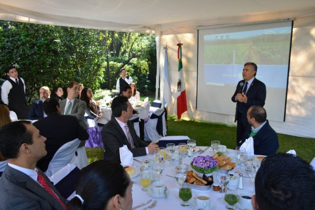 Cornejo promocionó Mendoza en México con el "plus Chile"