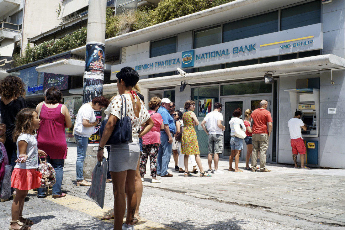 Corralito a la griega: se desploman las bolsas europeas