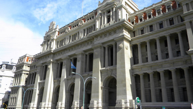 imagen Postulan a dos juristas para cubrir las vacantes en la Corte