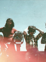 Costa Canal se zambulle en aguas tropicales con su nuevo EP