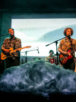 #CasiCasiAwards: Costa Canal en La Nave Cultural, Mejor Puesta en Vivo del Año