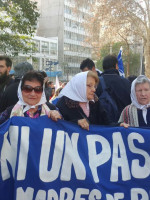 Madres de Plaza de Mayo invitan a la ronda número 2000