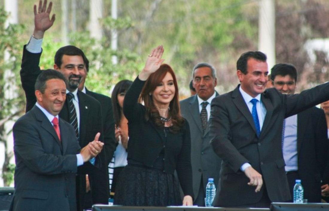Rotundo triunfo de Cristina en el país y en Mendoza Paco Pérez alcanza la gobernación  